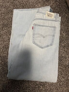 Levi's Women Light Blue high waist wide legs Jeans - Classic Pocket Detail